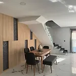 Havuzlu Smart Villa